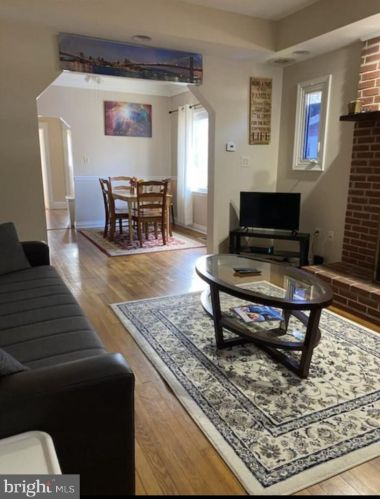 748 Thayer Ave, Silver Spring MD  20910-4524 exterior