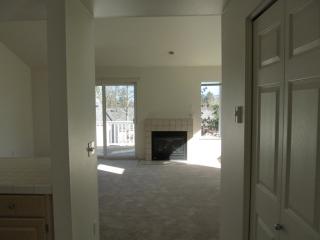 2800 Sunnyview Ln, Eugene OR  97405-1428 exterior