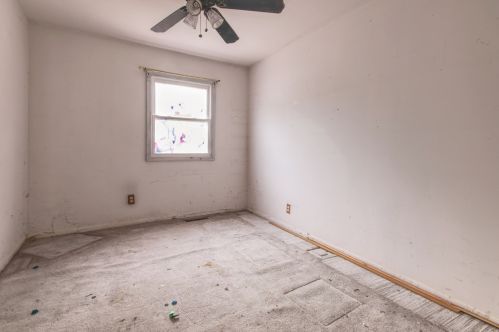 2105 Capri Ave, Joliet IL 60436-1111 exterior