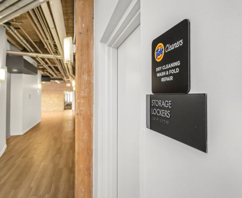 1040 Adams St, Chicago IL 60607-2912 exterior