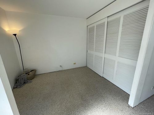 1459 Pele St, Honolulu HI  96813-2064 exterior