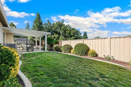 552 Hall St, Folsom CA 95630-9545 exterior