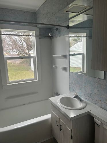 919 Aldon St, Wyoming MI exterior