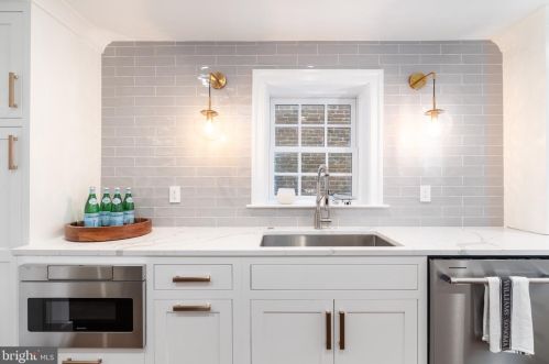 111 Prince St, Alexandria VA 22314-2934 exterior