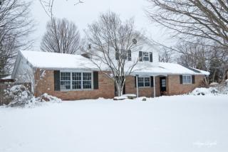 6838 Isabelle St, Kalamazoo, MI 49024-1027