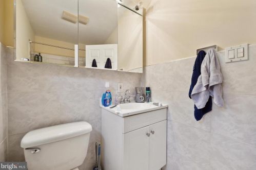 1614 2nd St, Philadelphia PA 19122-3324 exterior