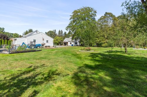 290 Main St, Plaistow NH 03865-3061 exterior