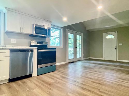 131 Berry Rd, Concord NH  03307-1101 exterior