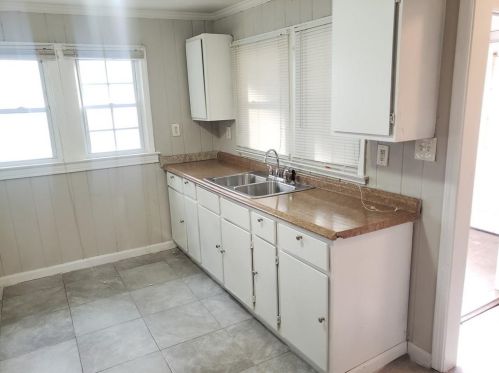 2125 Burroughs Ave, Atlanta GA  30315-7501 exterior