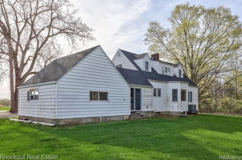 5450 Atkins Rd, Vassar MI 48768-9479 exterior