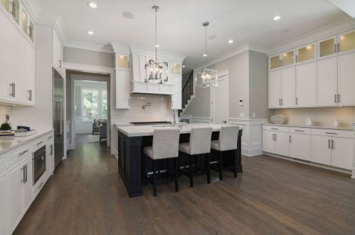 3642 Artesian Ave, Chicago IL  60618-4708 exterior