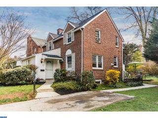 140 Crosshill Rd, Penn Wynne, PA 19096-4044