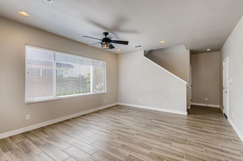 3721 Cheery Lynn Rd, Phoenix AZ  85018-4244 exterior