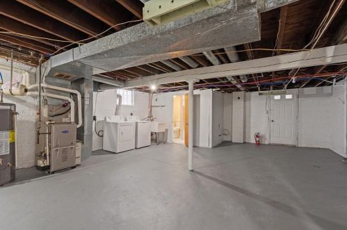 819 Berwin Ave, Pittsburgh PA 15226-1620 exterior