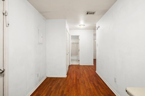 2610 3rd St, Austin TX  78702-4718 exterior