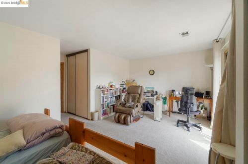 412 Kains, Berkeley CA 94706-1216 exterior