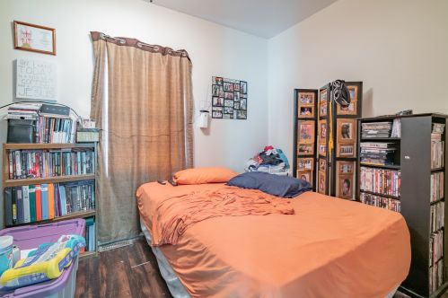 1020 Elizabeth St, Joliet IL 60435-4593 exterior