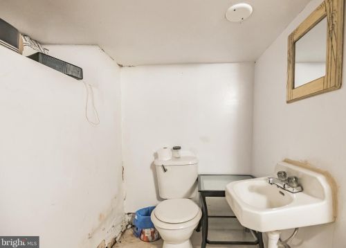 46 21 St, Camden NJ 08105-3707 exterior