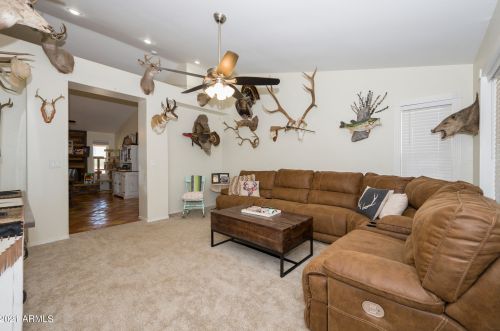 37408 19th Ave, Phoenix, AZ 85086-9113