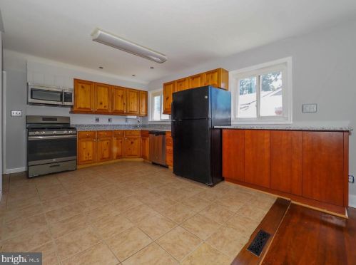 12705 Hathaway Dr, Silver Spring MD 20906-4076 exterior