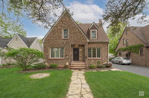 1302 Briargate Ave, Joliet, IL 60435-3932