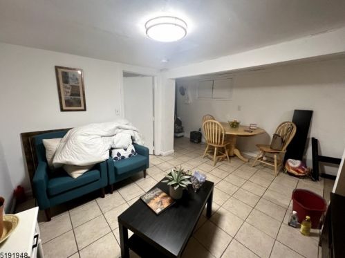 22 Seeley St, Paterson NJ 07501-3112 exterior