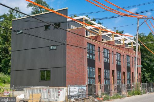 248 Fountain St, Philadelphia PA 19128-4508 exterior