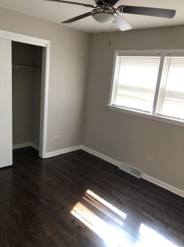 312 113 St, Chicago IL 60655-1926 exterior