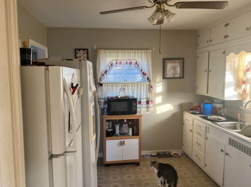 1013 11 St, Manitowoc WI 54220-2803 exterior