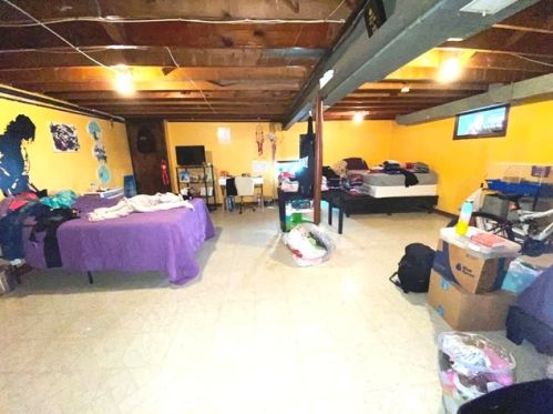 2207 Moody Ave, Chicago IL 60638-2624 exterior