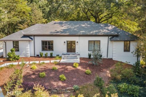 1261 Bernadette Ln, Atlanta GA 30329-3401 exterior