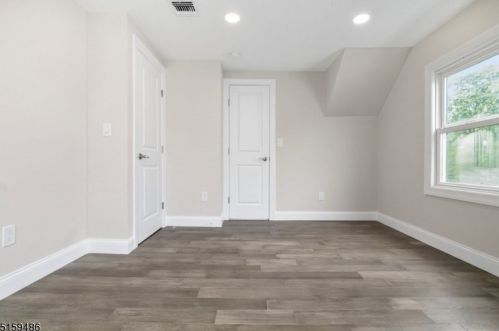 2688 Plainfield Ave, Scotch Plains NJ 07076-2058 exterior