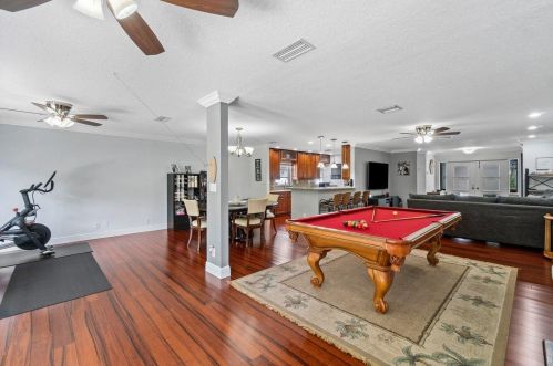 381 Del Rio Blvd, Boca Raton FL 33432-4735 exterior