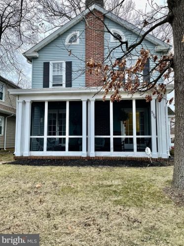 539 Parkway Ave, Trenton, NJ 08618-2507