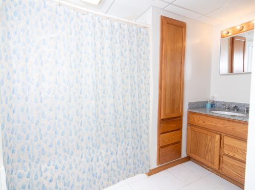 5805 111, Milwaukee WI 53214-2357 exterior