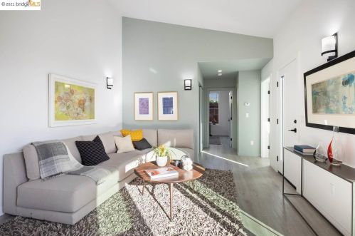 1429 10th St, Berkeley CA 94710-2328 exterior