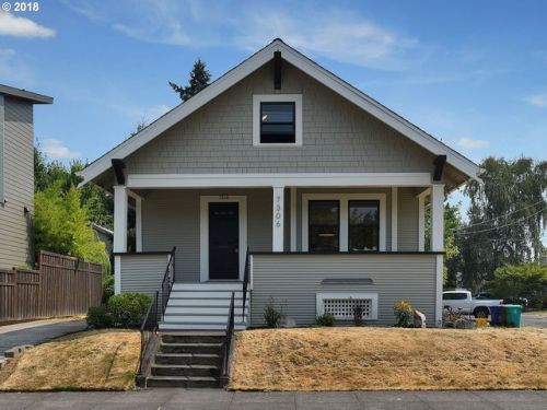 7306 Olin Ave, Portland, OR 97203-4560