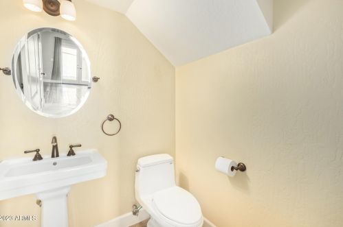 3225 Ashurst Dr, Phoenix AZ 85048-0147 exterior