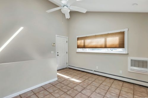 1524 Louis Kossuth Ave, Bohemia NY 11716-1510 exterior