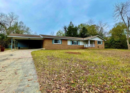 107 Evelyn Dr, Lithonia GA  31028-1225 exterior