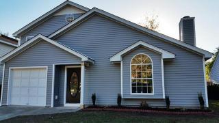 1747 Orange Grove Shores Dr, Charleston, SC 29407-3667