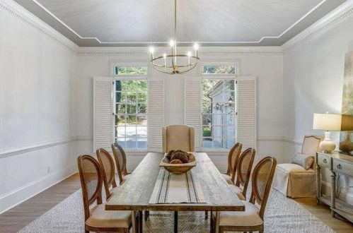 700 Brookwoods Trce, Atlanta GA 30342-2473 exterior