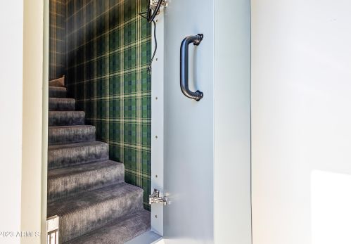 5431 Exeter Blvd, Phoenix AZ 85018-3227 exterior