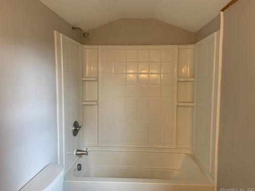 154 Pearl St, Manchester CT 06040-5309 exterior