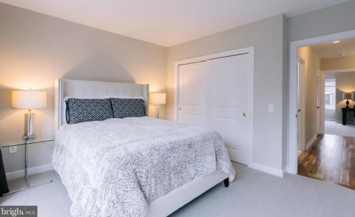 122 Christian St, Philadelphia PA 19147-3612 exterior