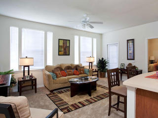 17217 Hafer Rd, Houston TX  77090-3912 exterior