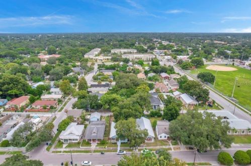 1306 18th Ave, Tampa FL 33605-2639 exterior