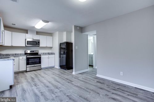 1811 Westwind Way, Mc Lean VA 22102-1611 exterior