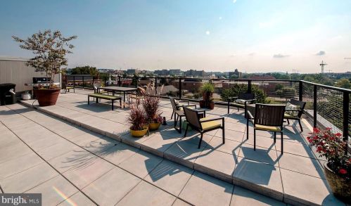 1618 11th St, Washington DC  20001-5069 exterior