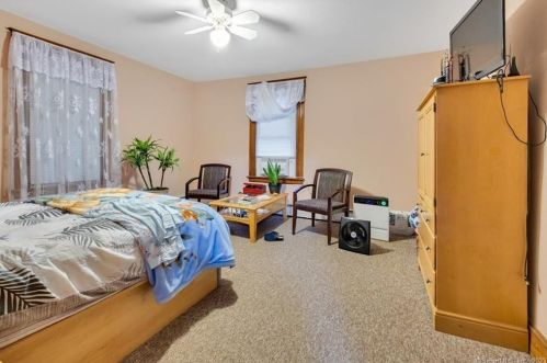 194 Gold St, New Britain CT 06053-3758 exterior